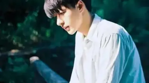 纽卡斯尔胜利物浦 英格兰联赛杯2025年3月18日对决